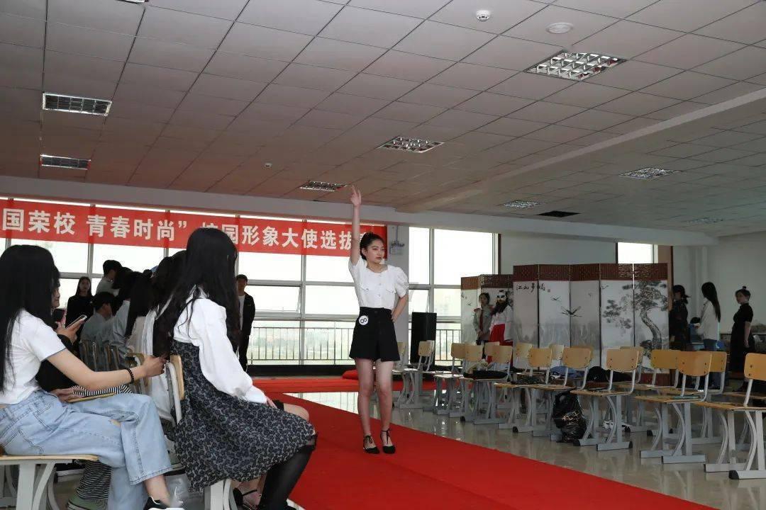 TFboys双人排球